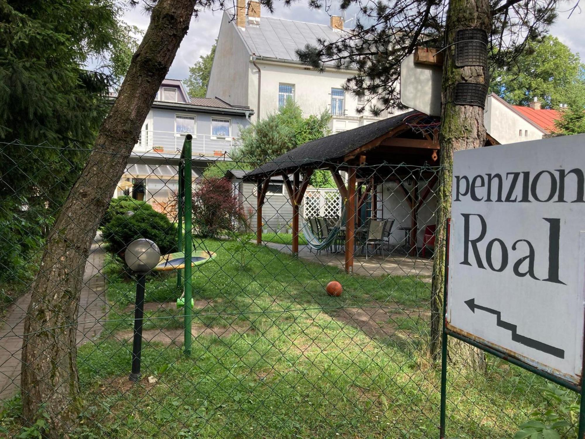 Hotel Penzion Roal Pieniny Spisska Stara Ves Exterior foto
