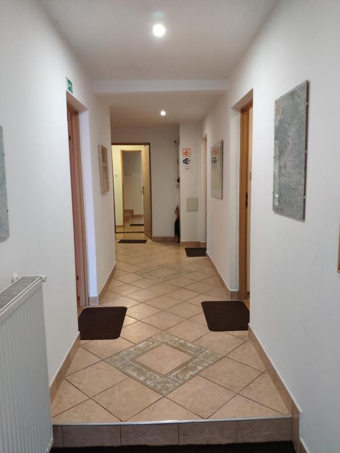 Hotel Penzion Roal Pieniny Spisska Stara Ves Exterior foto